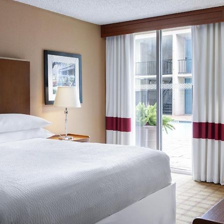 Four Points By Sheraton Houston Citycentre Ngoại thất bức ảnh